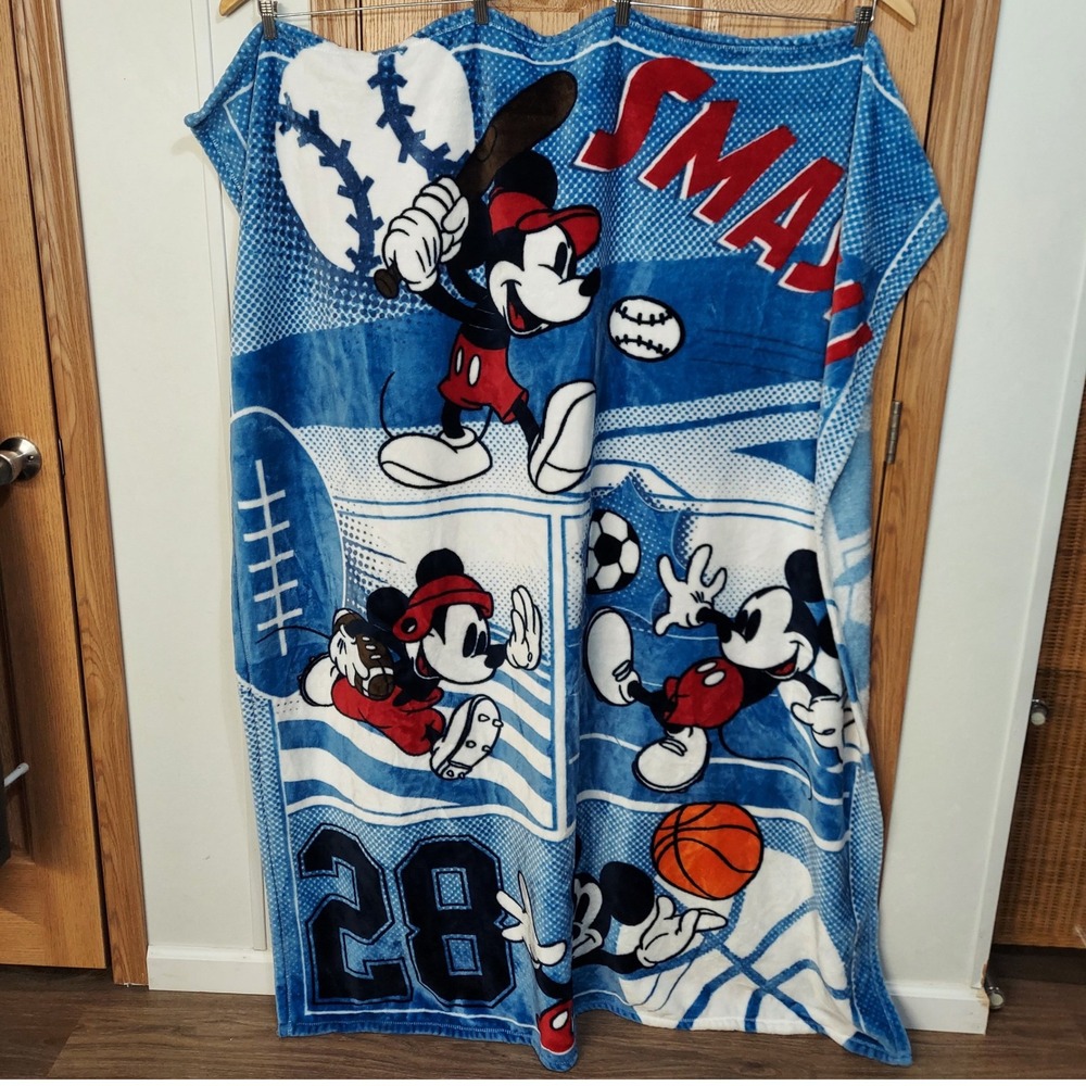 Disney Jumping Beans Mickey Mouse Sports Plush Throw Blanket Blue Baseball